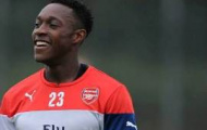 Danny Welbeck nổi bật trong buổi tập của Arsenal