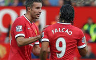 Van Persie sẽ mất chỗ vào tay Falcao?