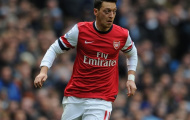 HLV Wenger đang dùng Oezil sai cách?