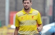 Chùm ảnh: Dàn sao Liverpool vàng chóe đến sân Anfield sớm 7 tiếng