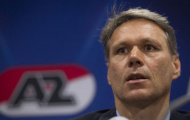 Van Basten nghỉ việc vì bệnh tim