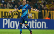 Ballack không thể hiểu vì sao Oezil sa sút