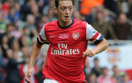 Hãy trách Arsenal thay vì chỉ trích Oezil