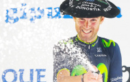 Valverde gia hạn hợp đồng với Movistar