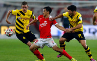 Paderborn 'chễm chệ' dẫn đầu Bundesliga