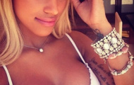 Đăng ảnh trai lạ, bồ cũ sexy của Balotelli tính câu 'view'