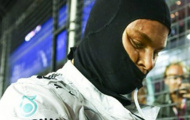 Singapore GP: Rosberg bỏ cuộc, Hamilton 'vô đối'