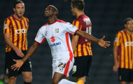 'Nỗi ám ảnh' MK Dons của M.U thẳng tiến ở Capital One Cup