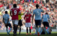 Rooney nhận thẻ đỏ: Khi đội trưởng… chưa lớn