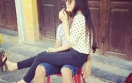 Cầu thủ U19 đăng ảnh nghi là bạn gái ngồi lòng Công Phượng