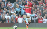 Xin đừng quá hà khắc với Rooney!