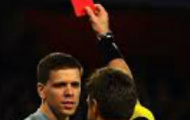 Video: Tình huống dẫn đến chiếc thẻ đỏ của Szczęsny (Arsenal) vs Galatasaray