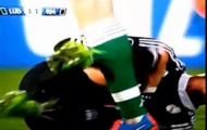 Video: Hành động phản cảm của CR7 với đối thủ Ludogorets