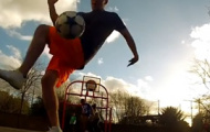 Video: Nghệ thuật đảo chân như Cristiano Ronaldo