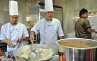 BHL tìm bể xông hơi lớn nhất Nay Pyi Taw cho U19 Việt Nam