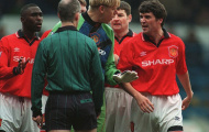 Roy Keane từ chối Real trong... nhà vệ sinh