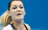 Video: Radwanska đánh passing thần tốc y hệt sao nam