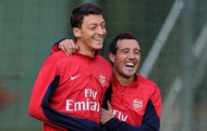 Mesut Oezil được động viên