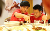 Thể chất cầu thủ bóng đá Việt Nam nhìn từ đội tuyển U.19: Bữa ăn 3 triệu/ngày vẫn… yếu
