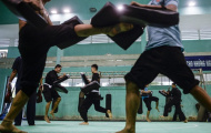 Phóng sự ảnh: Phút giật mình trên đỉnh vinh quang