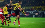 Video: Hàng công thiếu sắc bén, Dortmund bại trận trước Cologne