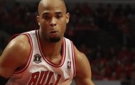 Video NBA: Pha lập công điệu nghệ của Taj Gibson