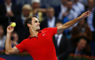 Hạ 'bản sao' trẻ hơn 10 tuổi, Federer tiến vào bán kết Basel
