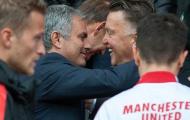 Van Gaal cũng không thể làm Mourinho chậm lại