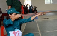 Những nữ xạ thủ của buôn làng