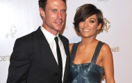 Crouch nhắc Wayne Bridge chuyện giữ vợ