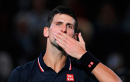 Djokovic thắng ấn tượng làm món quà tặng con trai