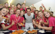 Roger Federer: 'Một đời và suốt đời là trẻ nhặt banh'