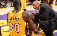 Chơi xong một trận, sao trẻ của Lakers nghỉ hết mùa