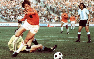 'Thánh' Johan Cruyff - Hiện thân của vẻ đẹp bóng đá