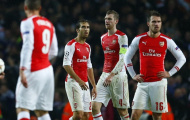 Jamie Carragher: 'Arsenal cần thêm 2 hậu vệ'