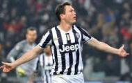 Video: Bàn thắng nâng tỷ số 2-0 của Lichtsteiner (Juventus) vs Parma