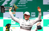 Thắng chặng Brazil, Rosberg khiến Hamilton lo lắng