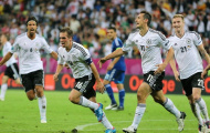 Philipp Lahm: Người thuyền trưởng 'khổng lồ' của tuyển Đức