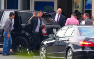 Beckham vẫy tay chào người hâm mộ trước khi rời Việt Nam