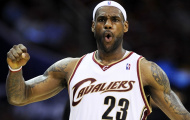 Pha solo làm vỡ òa khán đài của King James