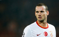 'Lão bà' bỏ vụ Sneijder, 'Quỷ đỏ' hưởng sái