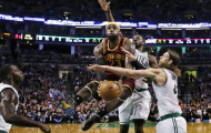 Cleveland ngược dòng khó tin trước Boston ngay tại TD Garden