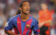 Video: Chiêm ngưỡng bàn thắng đầu tiên của Ronaldinho cho Barcelona