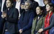 'Người đặc biệt' Mourinho thẫn thờ khi Federer dâng cúp cho Djokovic