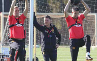 MU lại dính “vi-rut chấn thương”: Vận đen và… Van Gaal