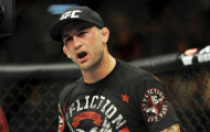 UFC Fight Night 57: Edgar hạ gục Swanson khi trận đấu chỉ còn vài giây