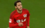 Video: Calhanoglu sút phạt quá đẹp tại Bundesliga