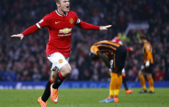 HLV Van Gaal đau đầu với bài toán thể lực