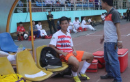 Cầu thủ V.League khóc xin được giải thoát vì 50 triệu đền bù