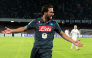 Huyền thoại Milan chọn Higuain thay vì Tevez
